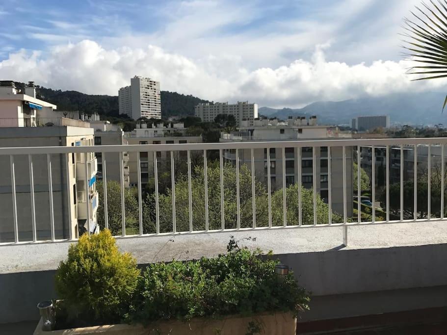Apt Proche Des Calanques Marseille Exterior photo